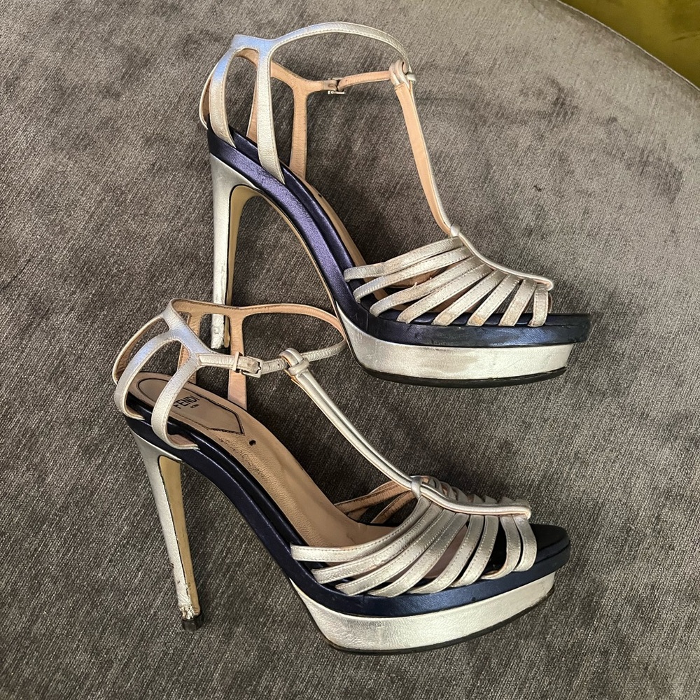 Beautiful silver 70ies style platform Fendi sandals